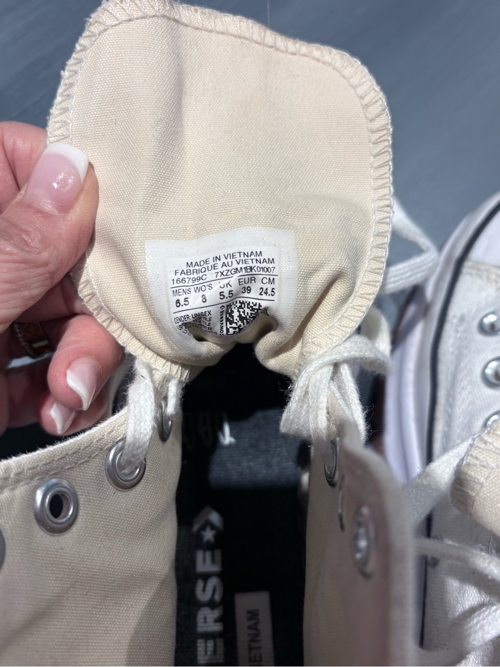 Chuck Taylor Converse All star White High-Top Platform Run Star Hike Sneakers - Picture 4 of 4